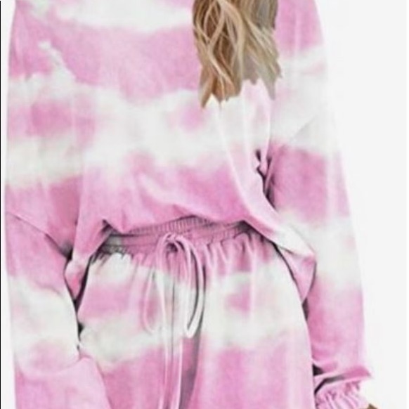 Loungewear/Sleepwear